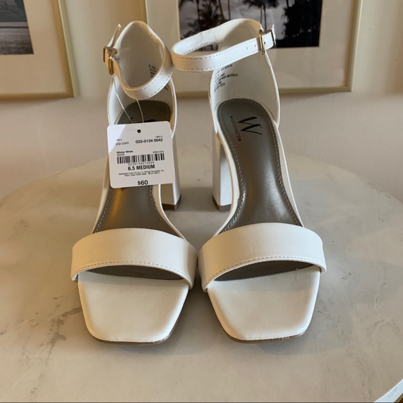 Block heeled sandals in white - Picture 2 of 6